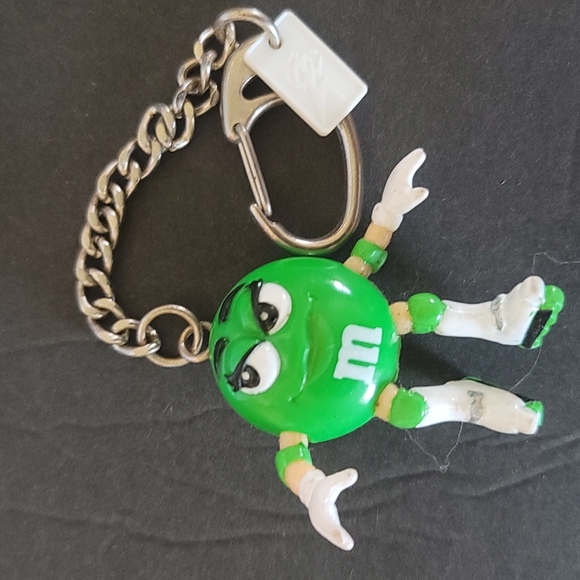 Ms Green M&M's Key Chain - Picture 3 of 4